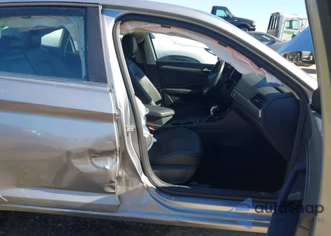 2024 Volkswagen Jetta 1.5T Se из США, поврежденный, VIN 3VW7M7BU1RM018106